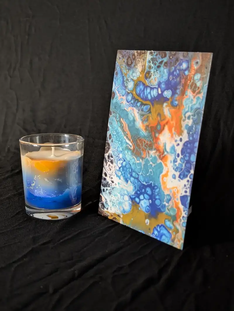 Bougie Garonne Profonde — Violette poudrée, fragment de toile Gloria Olarte, Flamme Garonne - détail 1